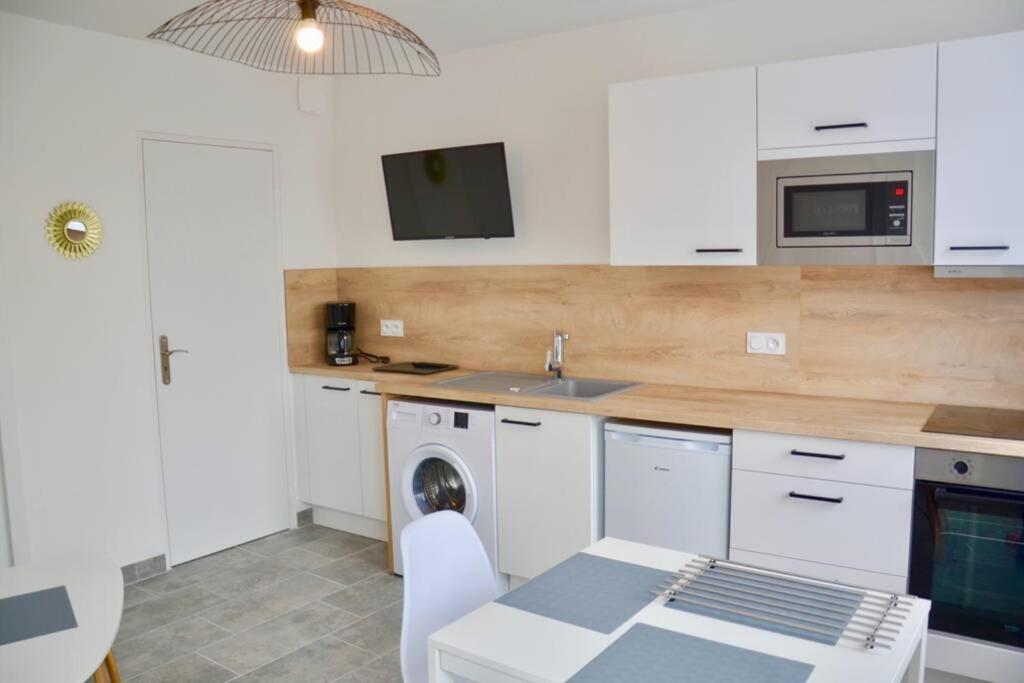 Les Forges 2 Pieces Rdc Apartment Avoine ภายนอก รูปภาพ